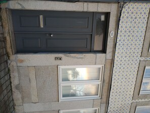 Exterior detail - Modern apartment oporto (Porto)