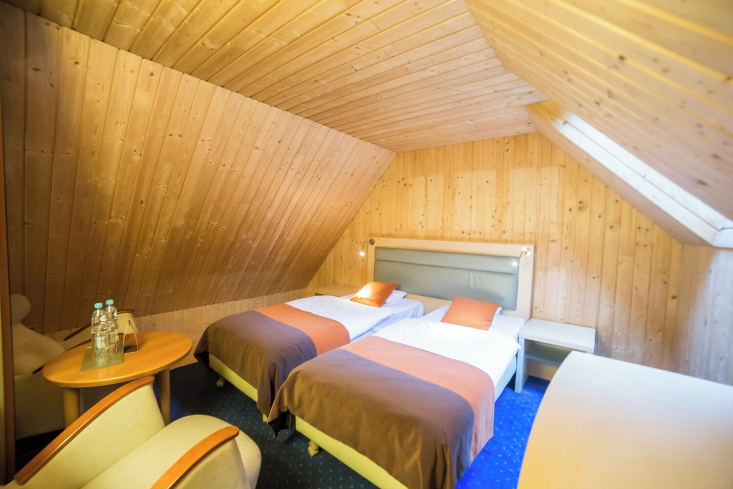 Bungalow tiện nghi đơn giản | Bộ đồ giường cao cấp, nệm Tempur-Pedic, trang trí khác biệt 