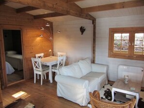 Smart TV, ping pong, books