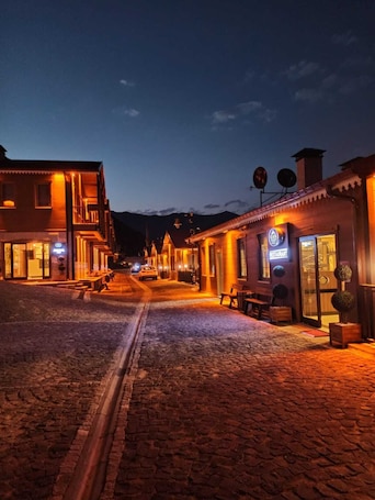 Front of property - evening/night