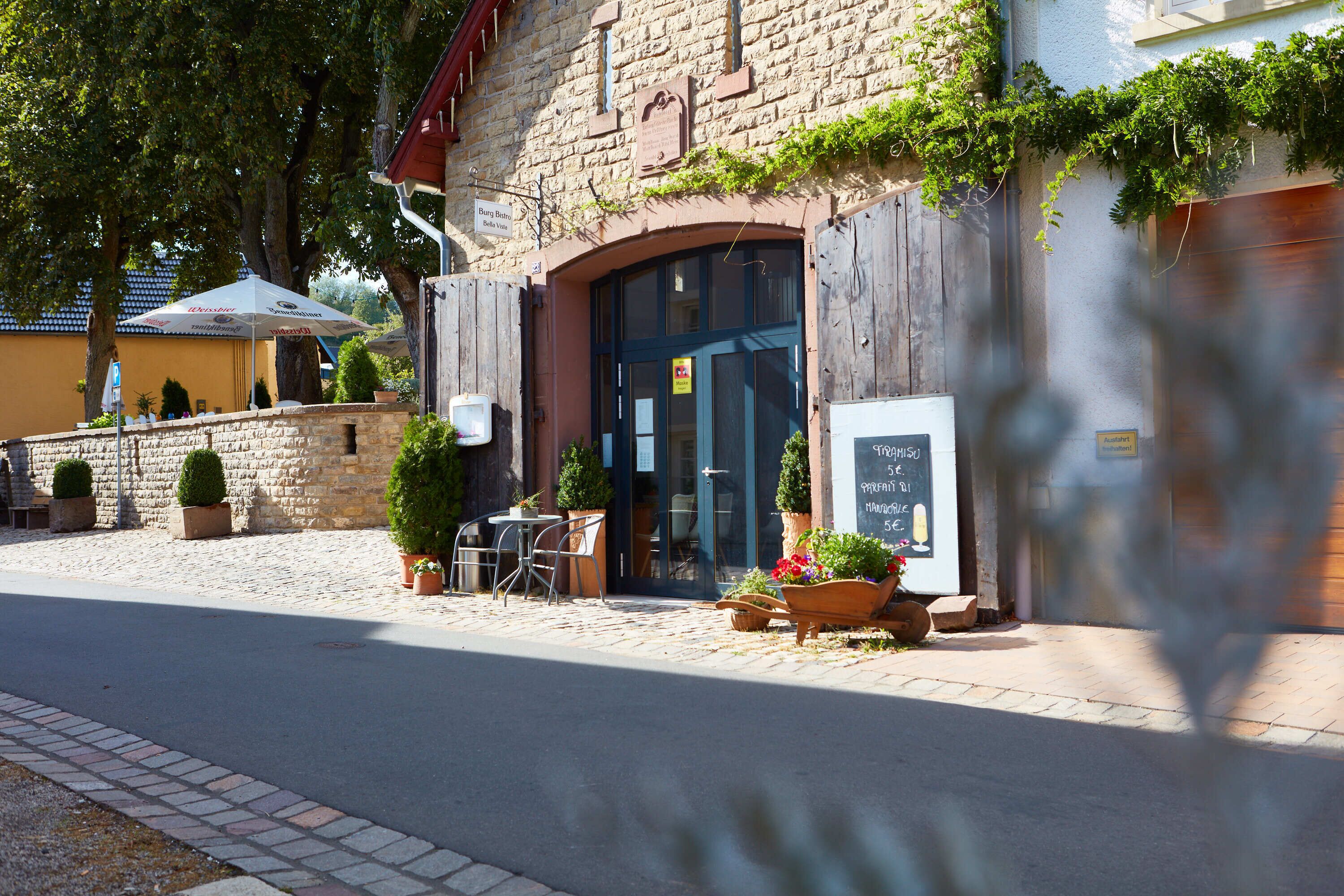 Burg Bistro Bella Vista - Pizzeria in Dudeldorf