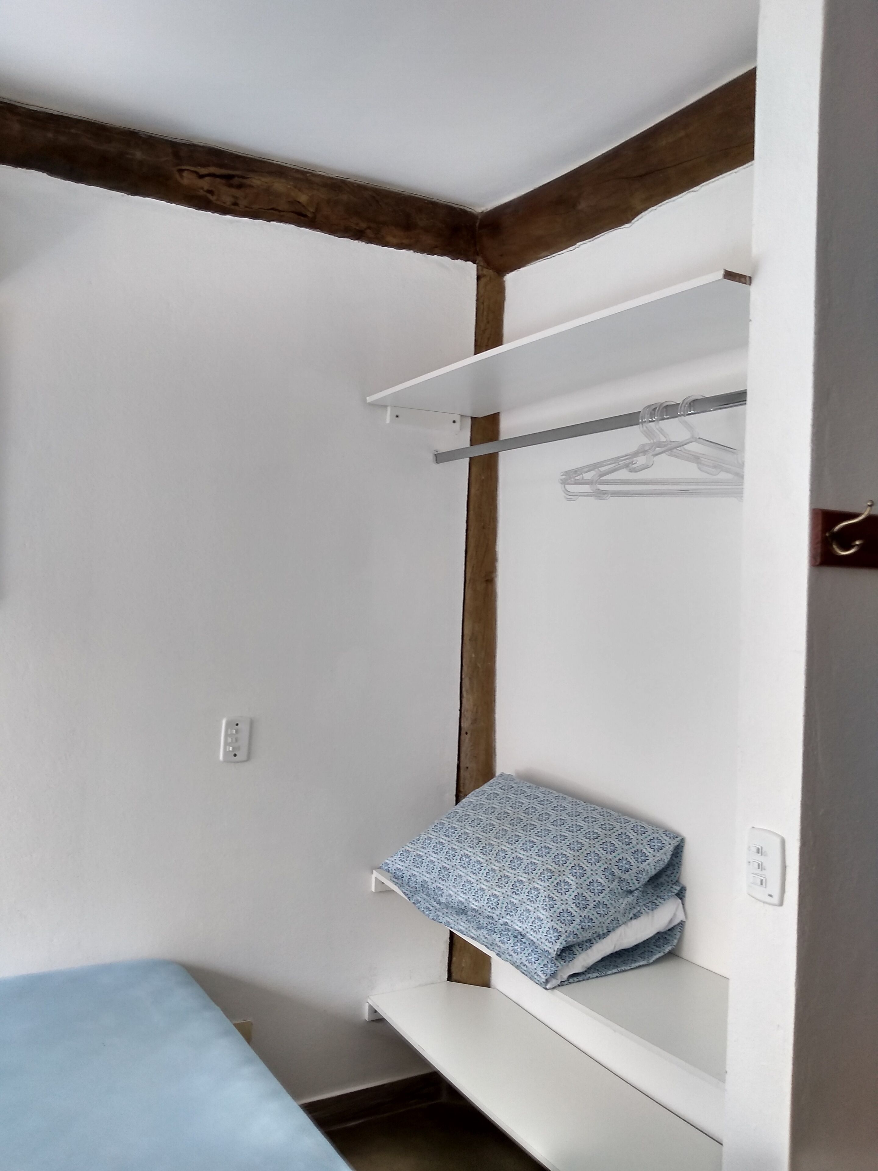 Rustic chalet on Lagoinha Beach