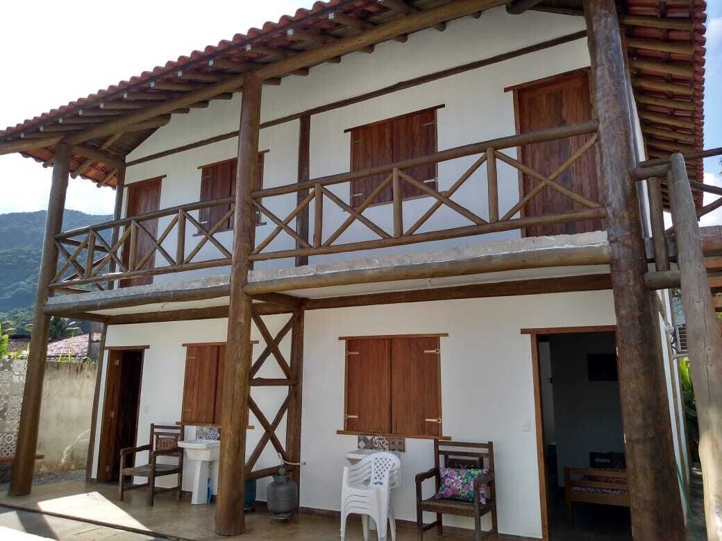 Rustic chalet on Lagoinha Beach