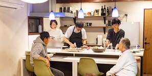 Maison Traditionnelle, 3 chambres (Townhouse for 1~6 Guests, Tsuki) | Coin séjour