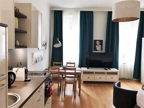 Interior - Studio mit Balkonnutzung (Rudolfsheim-Fünfhaus)