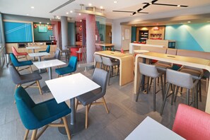 Lobby - avid hotel Fresnillo by IHG (Fresnillo)
