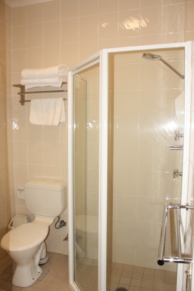 Country Plaza Queanbeyan photo 5