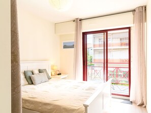 2 Schlafzimmer, Bügeleisen/Bügelbrett, Reisekinderbett, WLAN