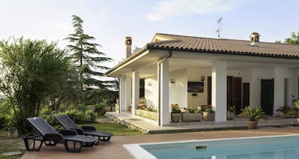 La Villa - Luxury Home