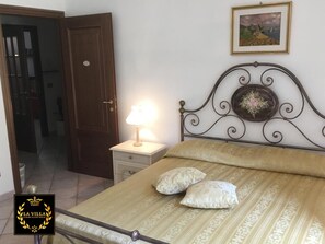 Habitación Premium | Escritorio y wifi gratis 