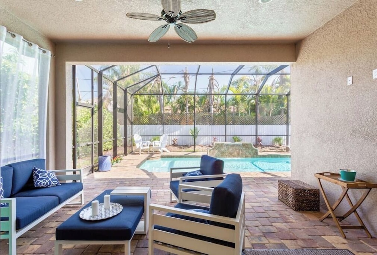 833 Naples Oasis: Heated Pool, Steps to Beach!
