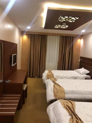 Triple Room, 3 Single Beds | Blackout curtains, soundproofing, free WiFi, bed sheets