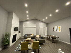 TV, fireplace, DVD player, stereo - Brand new beautiful home with the best view outside of Waterton Park. UPPER fl. (Mountain View)