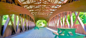 Unique space? Hot tub? King bed? Games Room?