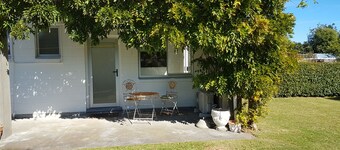 Central  Self Contained 1 Bedroom Apartment