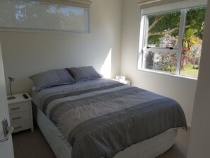 1 chambre, fer et planche à repasser, Wi-Fi gratuit