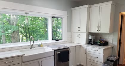 Sycamore Cove - Private Getway on Morse Reservoir - Vacation Paradise!