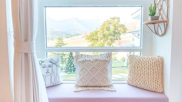 Family Villa | Living area | 40-inch Smart TV with digital channels, TV