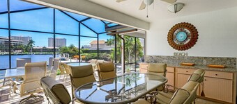 Pet-friendly waterfront home steps to beach/pool