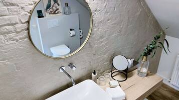 Luxury Double Room (De Zolder) | Bathroom sink