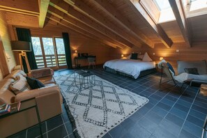 Superior dubbelrum | Skrivbord, strykjärn/strykbräda, gratis wi-fi och sängkläder