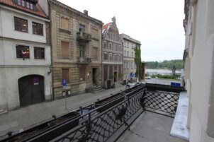 Apartamento (2) | Vistas a la calle