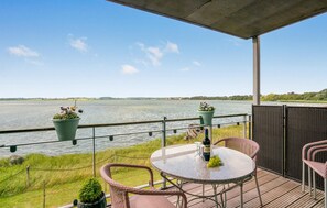 Outdoor dining - 2 bedroom nice apartment in Hejls (Hejls)