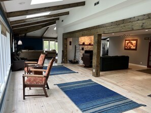 Interior - 3-min to Linville Falls. Beautiful home-3 BDRMs on 13 acres. Best breakfast.  (Newland)