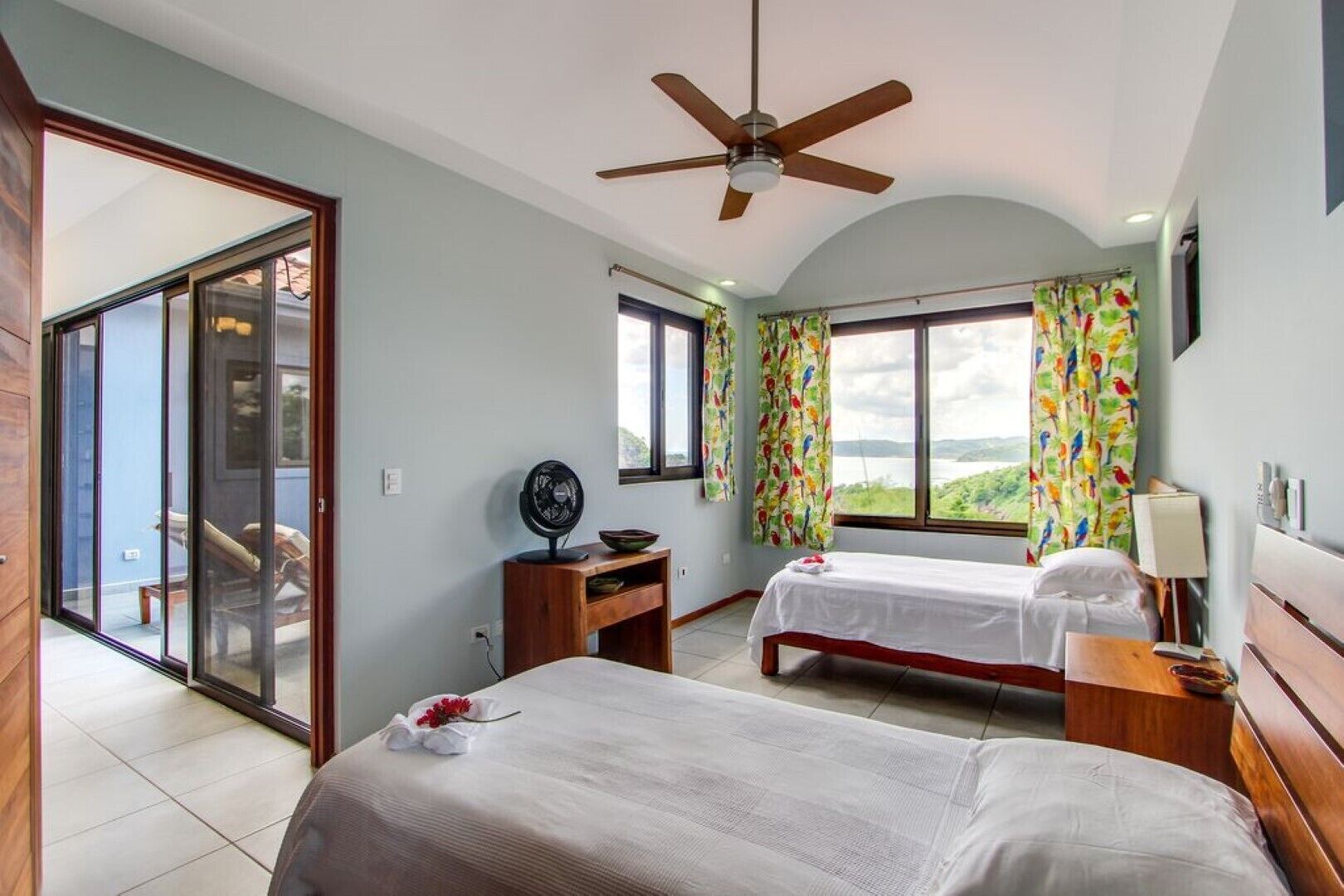 3 bedrooms, iron/ironing board, free WiFi, bed sheets