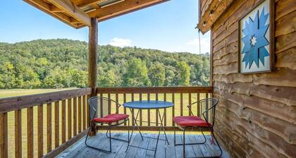 Cabin-ette at the Creek ~ a Tiny Ozark Getaway