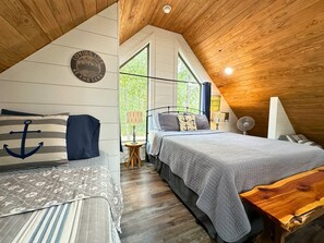 2 bedrooms, iron/ironing board, bed sheets