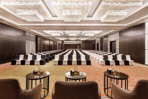 Ballroom - Hyatt Centric Soalteemode Kathmandu (Kathmandu)
