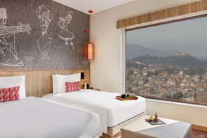 Minibar, in-room safe, desk, laptop workspace - Hyatt Centric Soalteemode Kathmandu (Kathmandu)