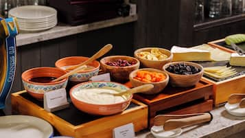 Breakfast buffet