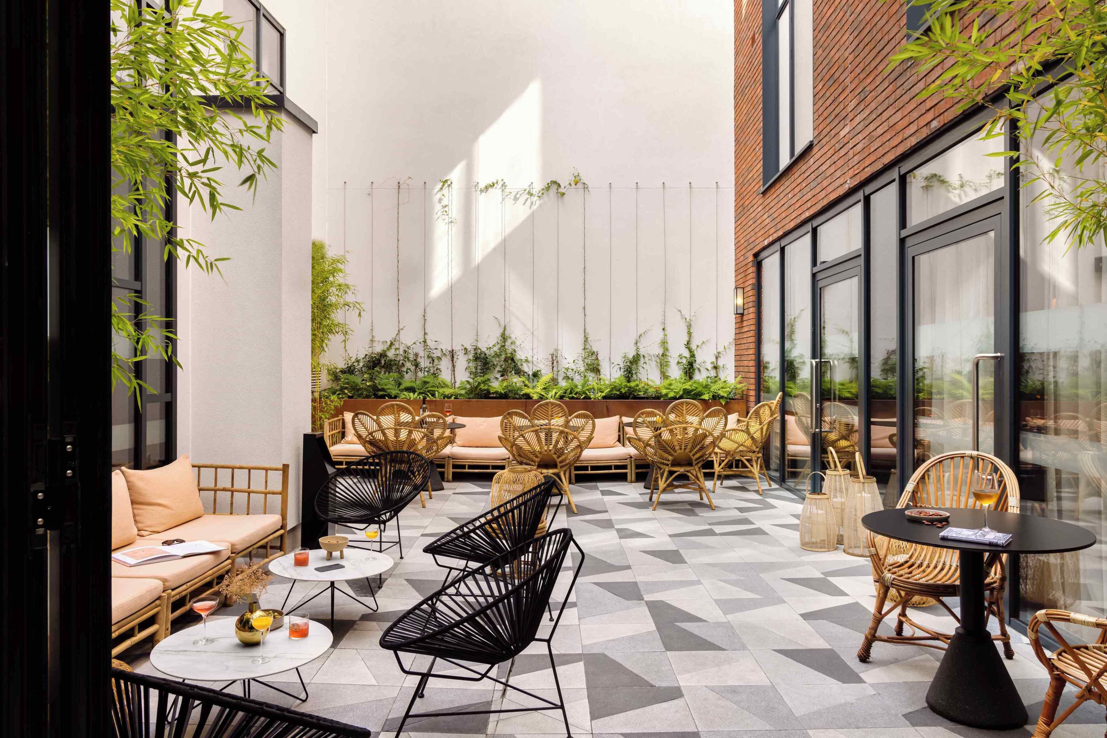 Terrace/patio