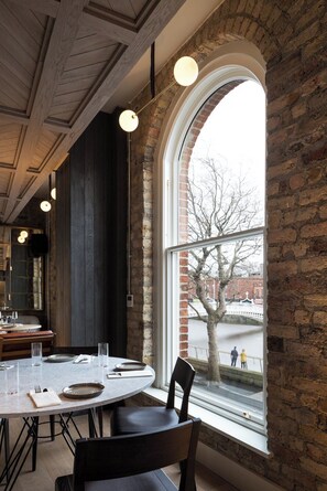 Restaurant - Zanzibar Locke (Dublin)