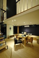 Superior Room | Living area | Flat-screen TV