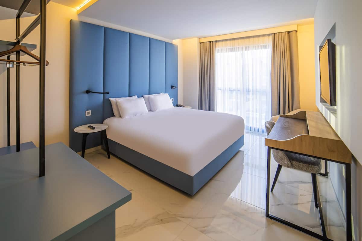 Standard Room, 1 Double Bed (High Floor)