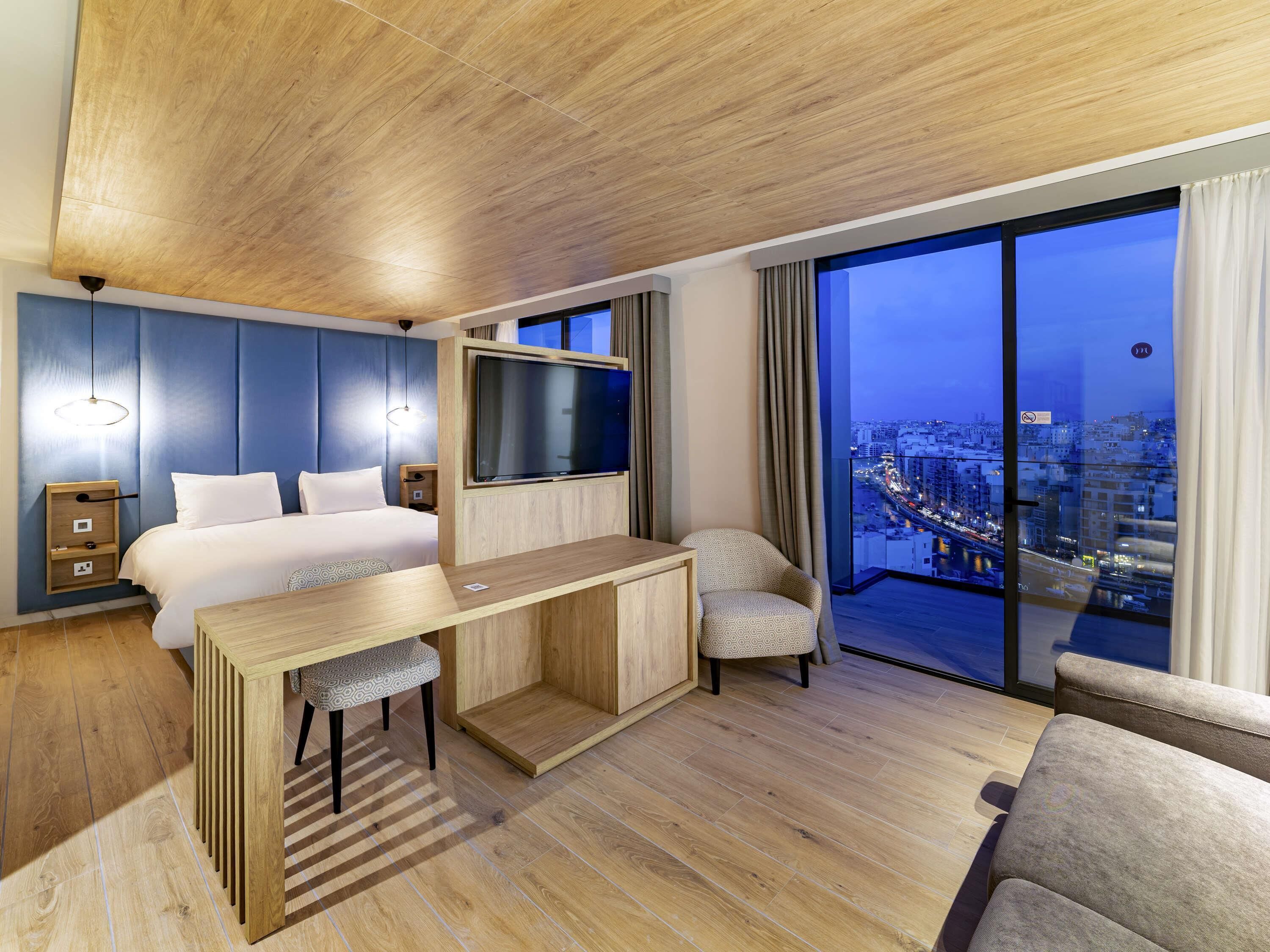 Privilege, Junior Suite, 1 Queen Bed, Terrace, Sea View