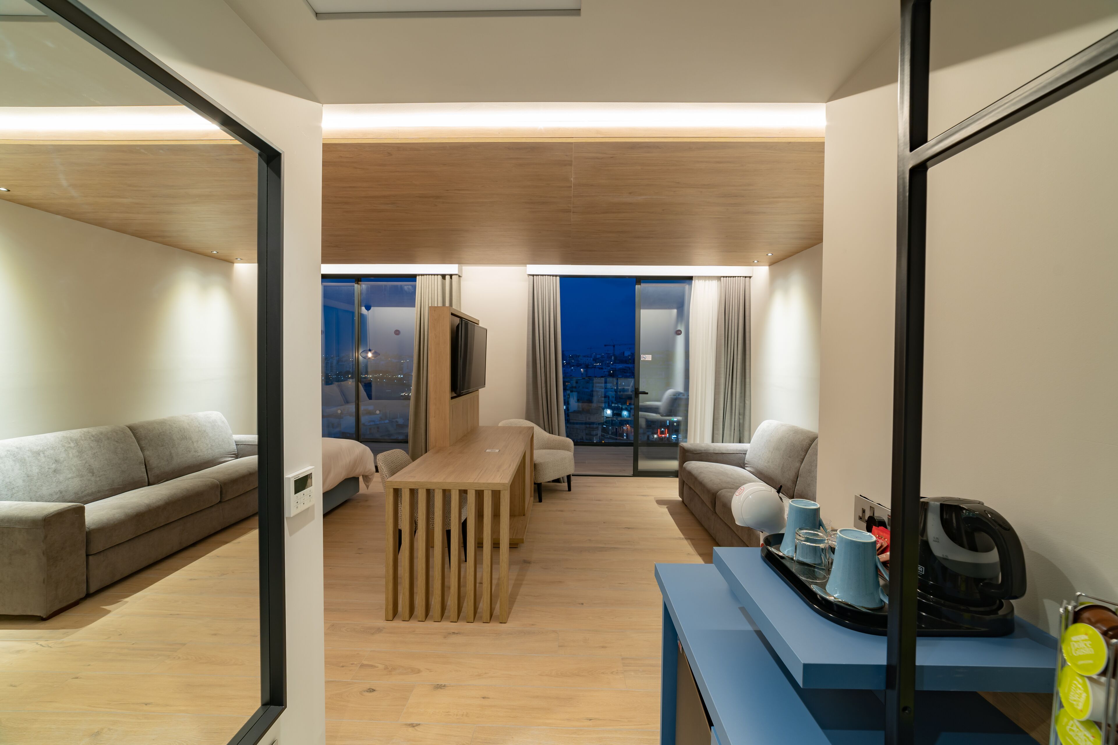 privilege, junior suite, 1 queen bed, terrace, sea view | living room | 43-inch flat-screen tv with satellite channels, tv