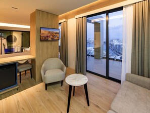 Luxe beddengoed, een kluis op de kamer, individueel gedecoreerd