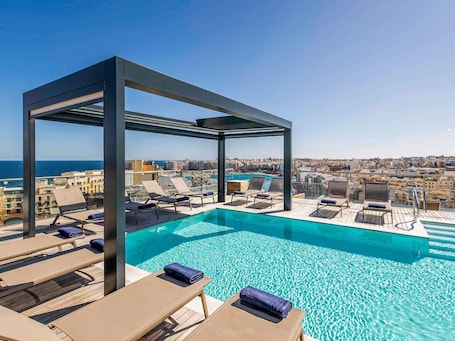 Exterior. Mercure St. Julian's Malta