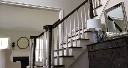 Darien House in the Country