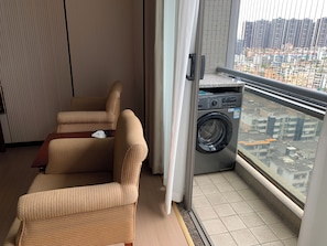 Blackout curtains, soundproofing, free WiFi, bed sheets - Guangzhou Yinfeng International Apart Hotel (Guangzhou)