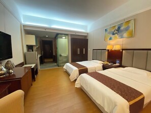 1 bedroom, blackout curtains, soundproofing, free WiFi