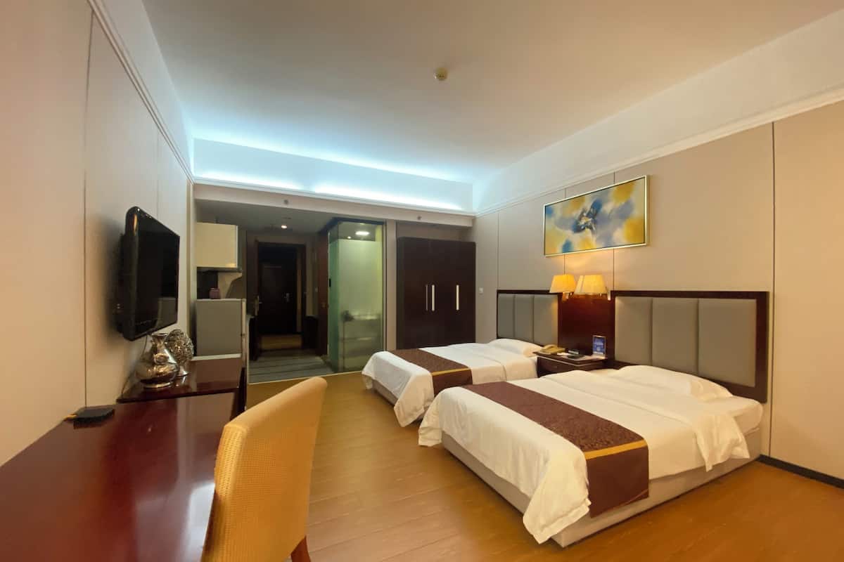Business Twin Room, Non Smoking | 1 bedroom, blackout curtains, soundproofing, free WiFi