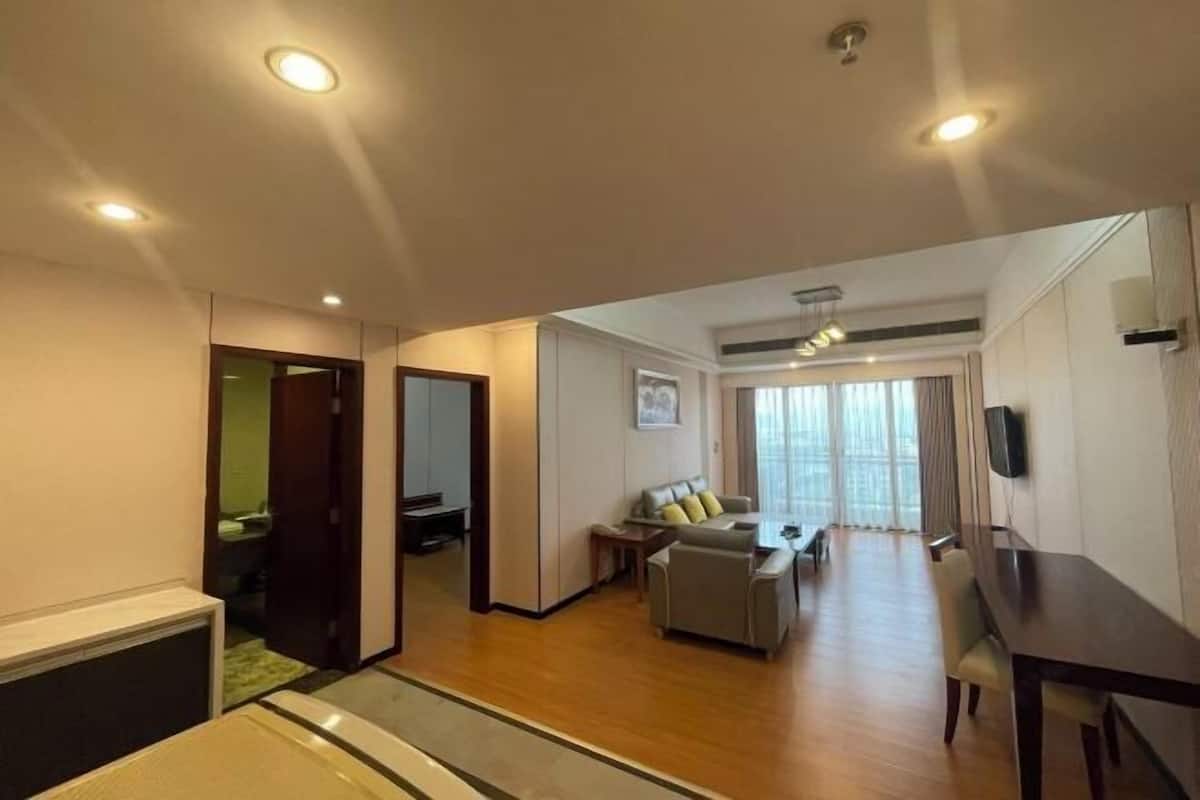 1 bedroom, blackout curtains, soundproofing, free WiFi
