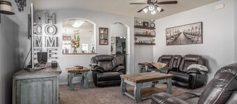 The Cozy Wacoan, Welcome and Enjoy