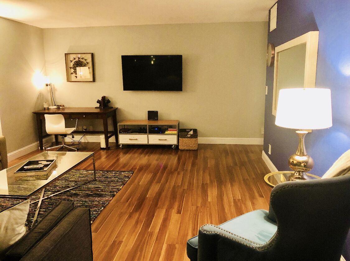 Stunning Views On Riverwalk Wow Factor 1BR 2BA