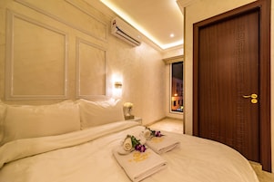 Habitación estándar doble (AC 3) | Decoración individual, mobiliario individual, escritorio